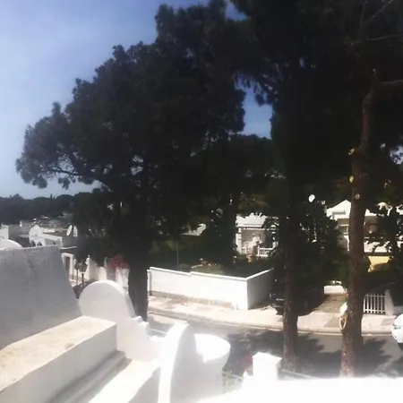 Casa Chico 2 Bedroom Townhouse 1 Mile From Marina & Beaches Appartement Marbella