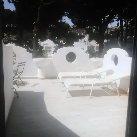 Casa Chico 2 Bedroom Townhouse 1 Mile From Marina & Beaches * Marbella