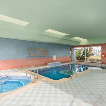 Casa Chico 2 Bedroom Townhouse 1 Mile From Marina & Beaches *