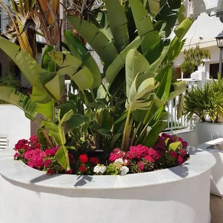 Apartamento Casa Chico 2 Bedroom Townhouse 1 Mile From Marina & Beaches Marbella