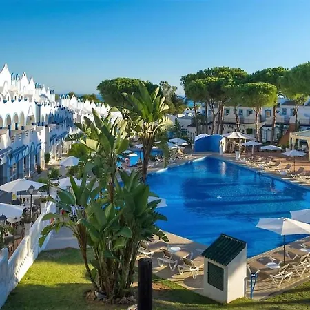 Casa Chico 2 Bedroom Townhouse 1 Mile From Marina & Beaches Marbella